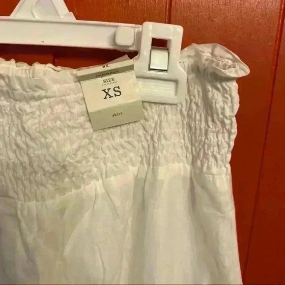 Old Navy Bundle denim Jacket & Skirt - Picture 9 of 13